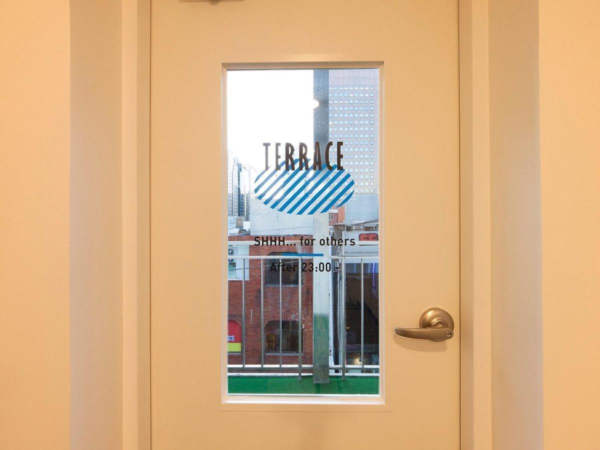 One Minute Guesthouse Сеул Экстерьер фото